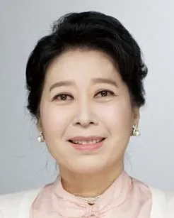 Hyun Sook Hee
