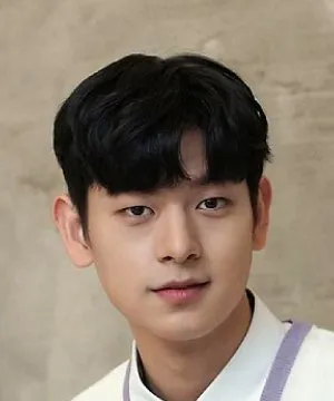 Woo Ji Han