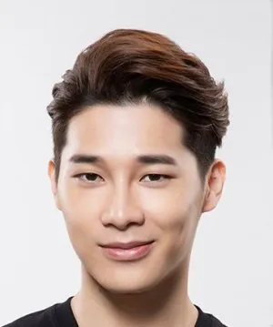 Wayne Song