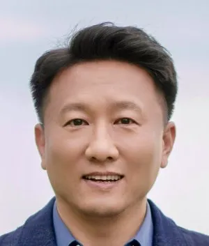 Fang  Zi Bin