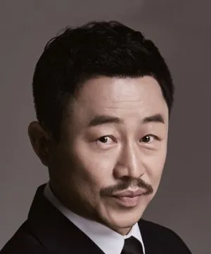 Lee Moon Sik